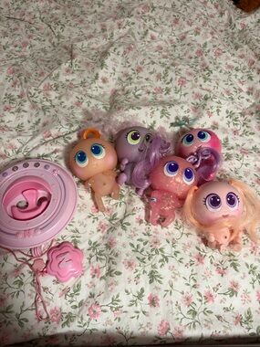 Nerlies 5 with spaceship walker that lights up.